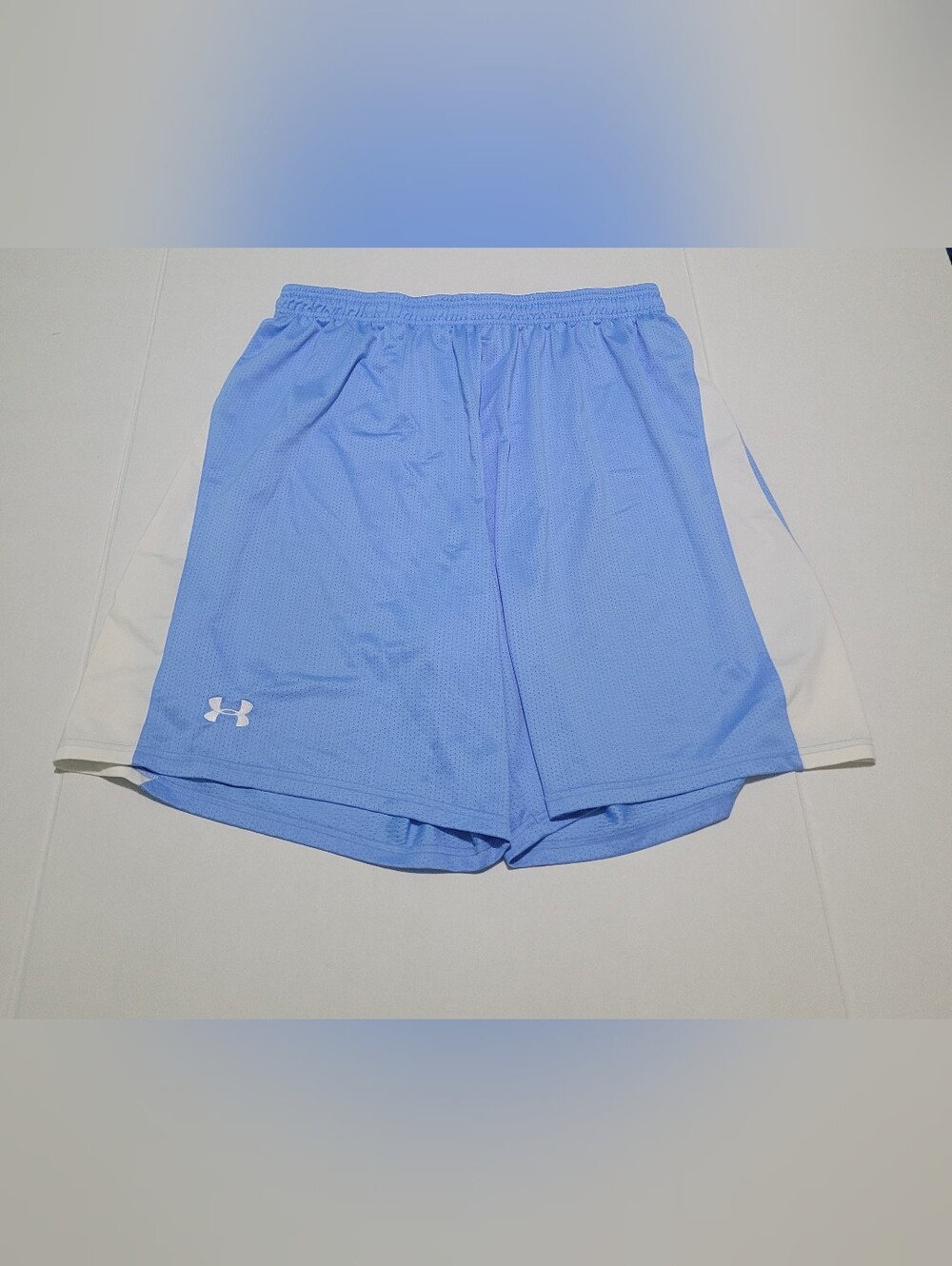 Under armour men’s shorts size XXL color blue white